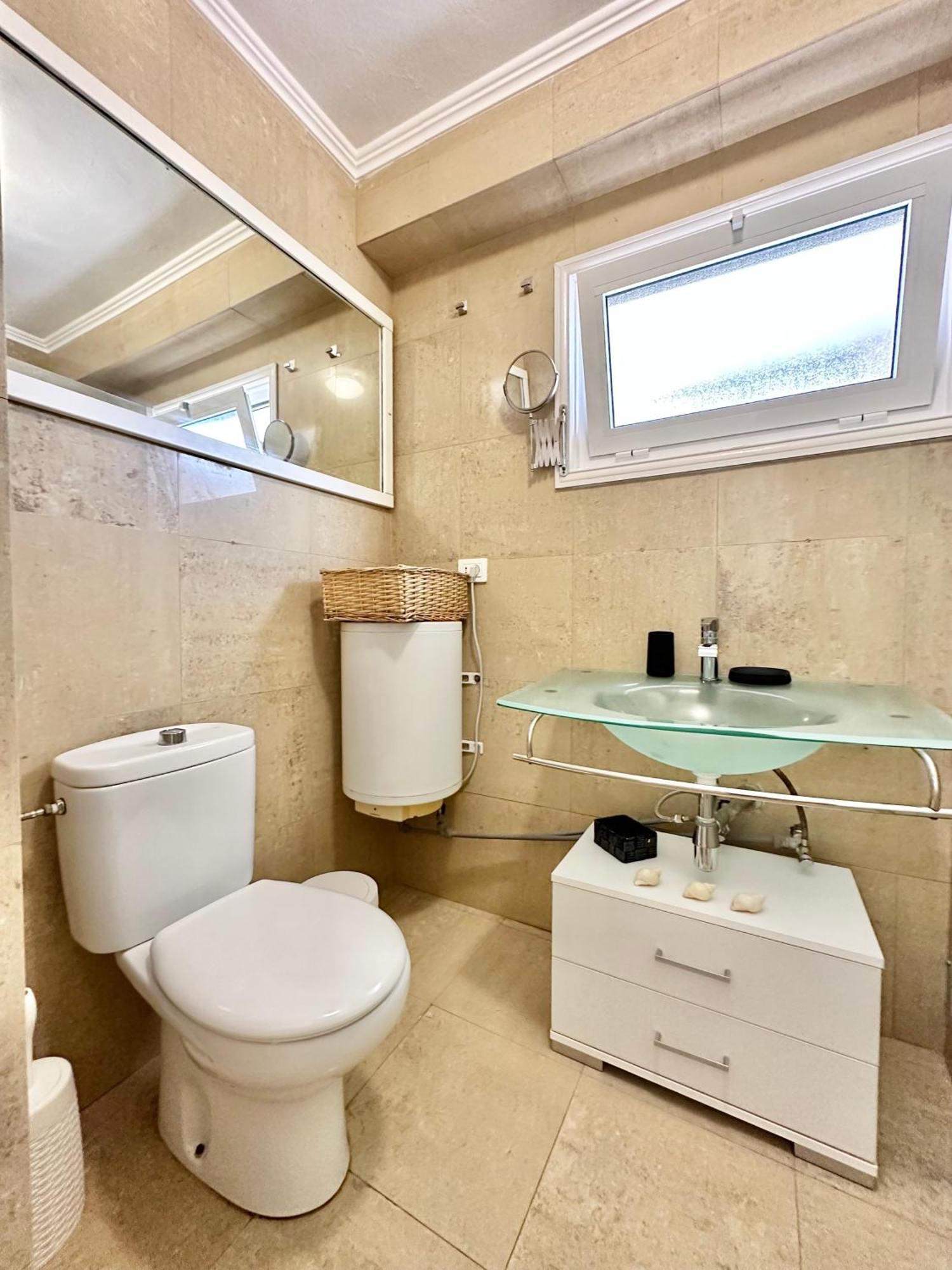 First Line Attic - Adults Only - Apartment